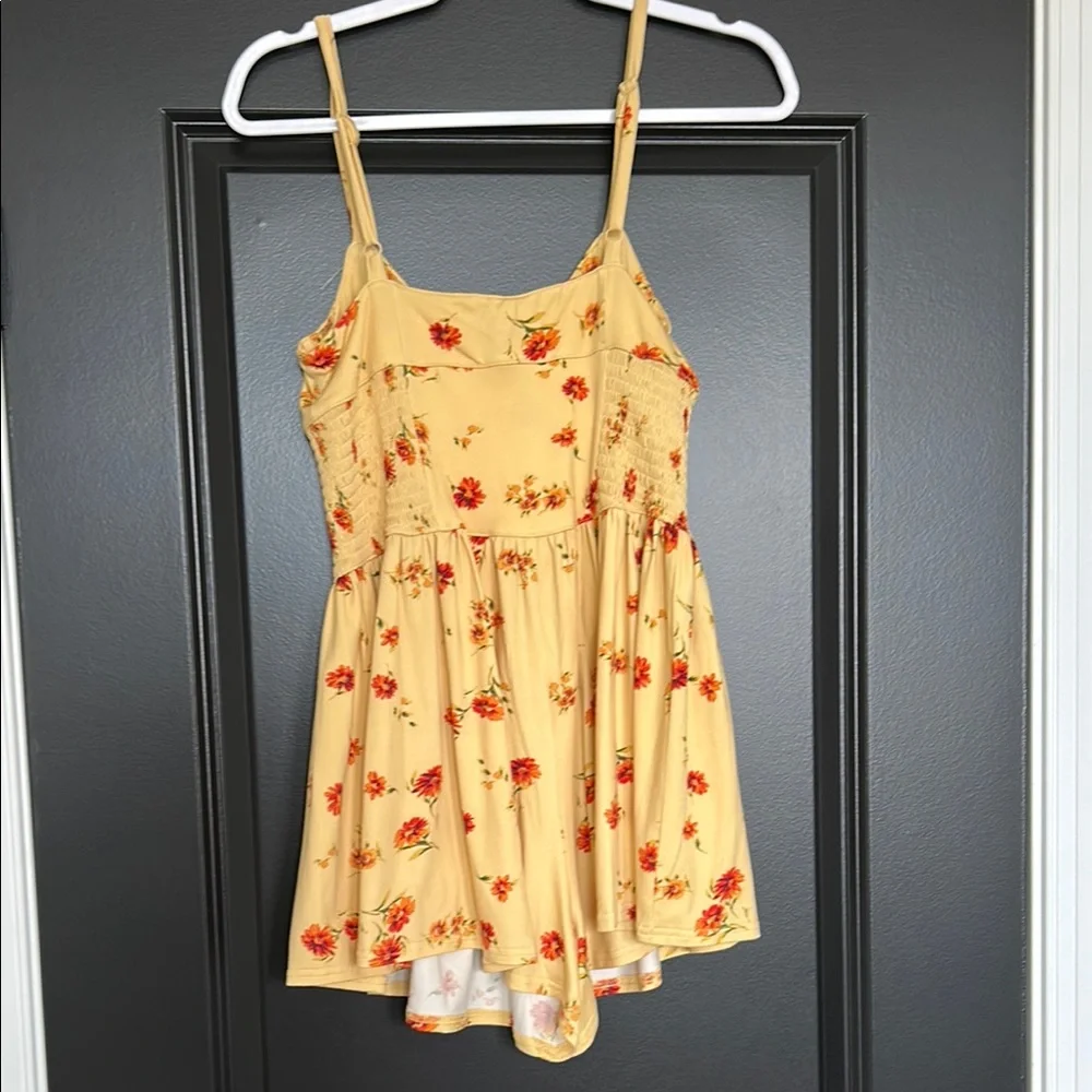 Floral Yellow Romper size Medium NWT - Picture 3 of 8